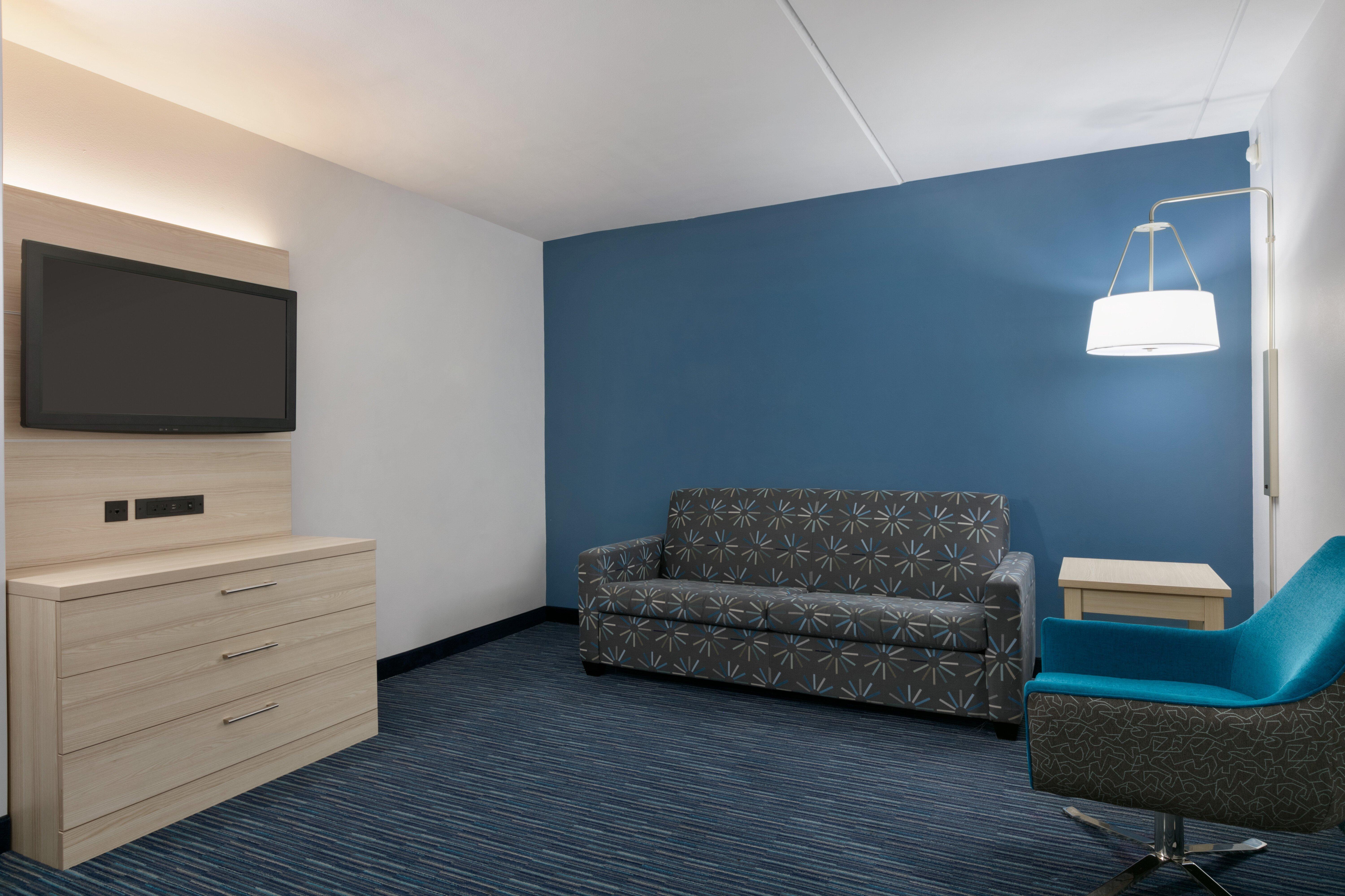Holiday Inn Express Hotel & Suites Norfolk Airport By Ihg Exterior foto
