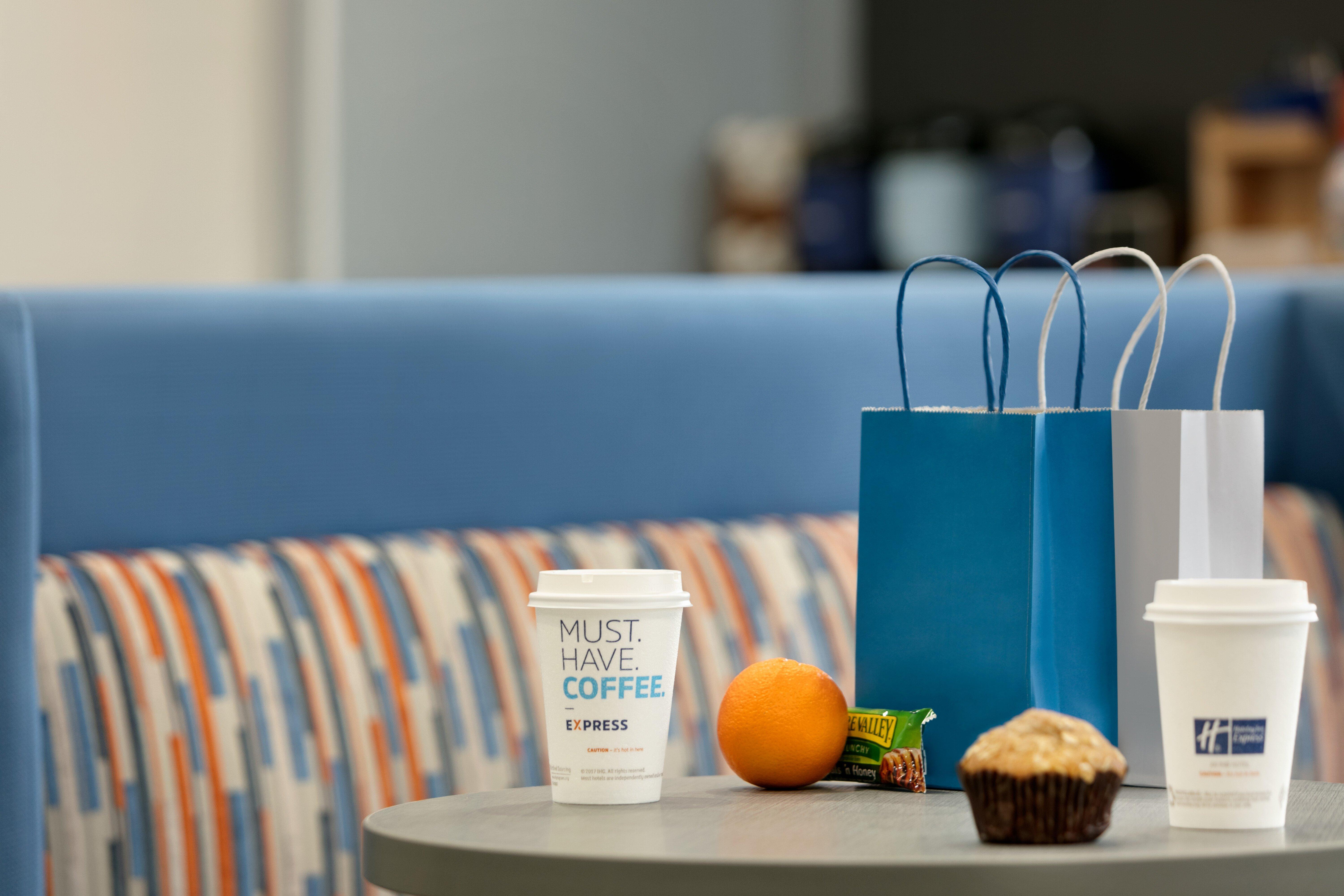 Holiday Inn Express Hotel & Suites Norfolk Airport By Ihg Exterior foto