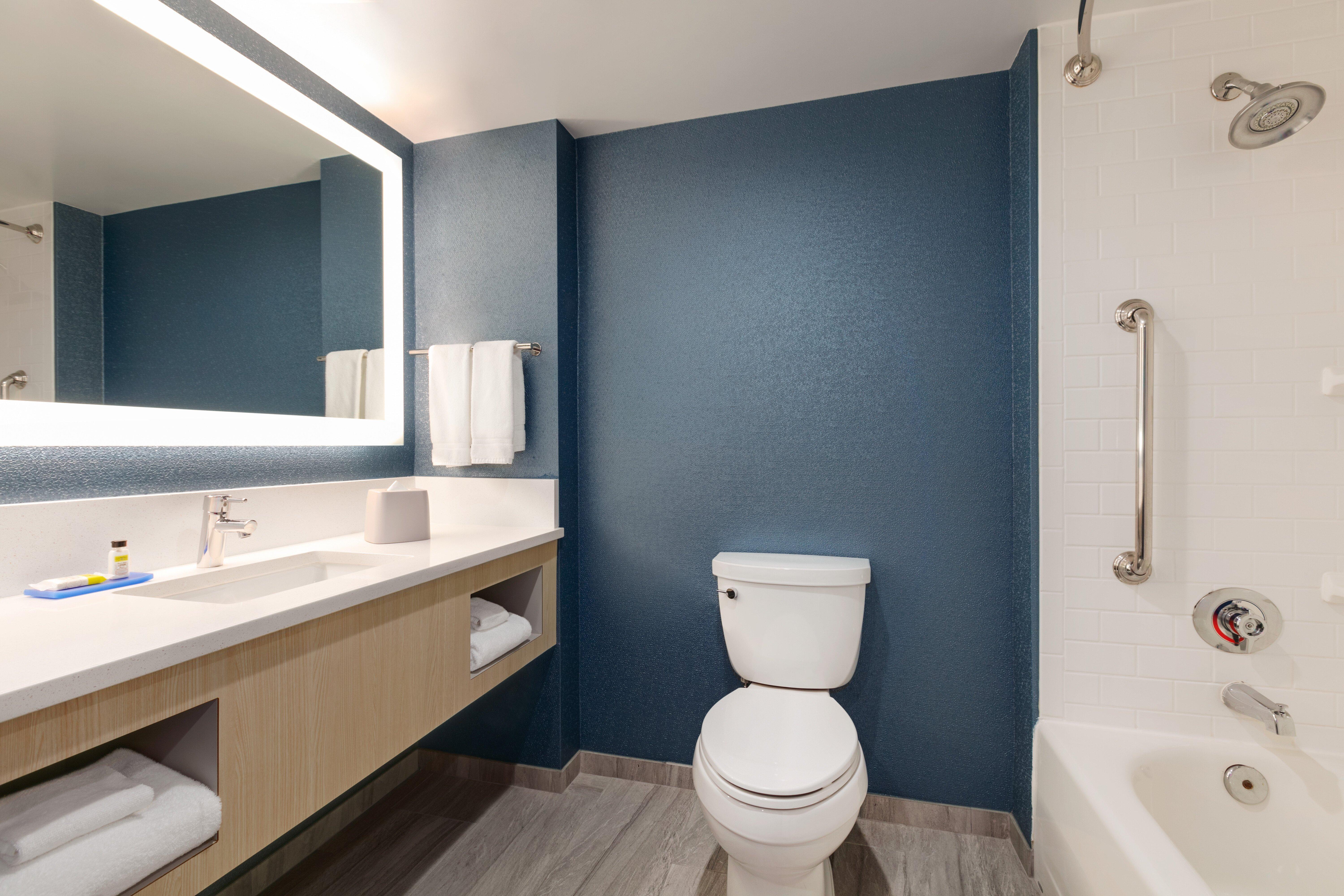 Holiday Inn Express Hotel & Suites Norfolk Airport By Ihg Exterior foto